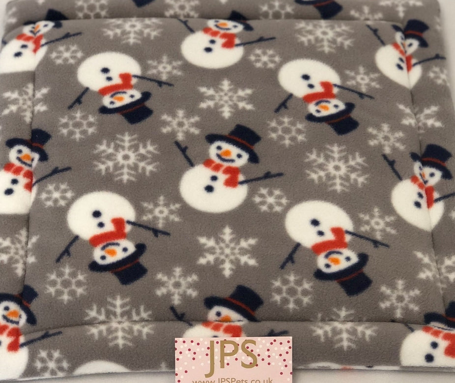 Blanket - grey snowman