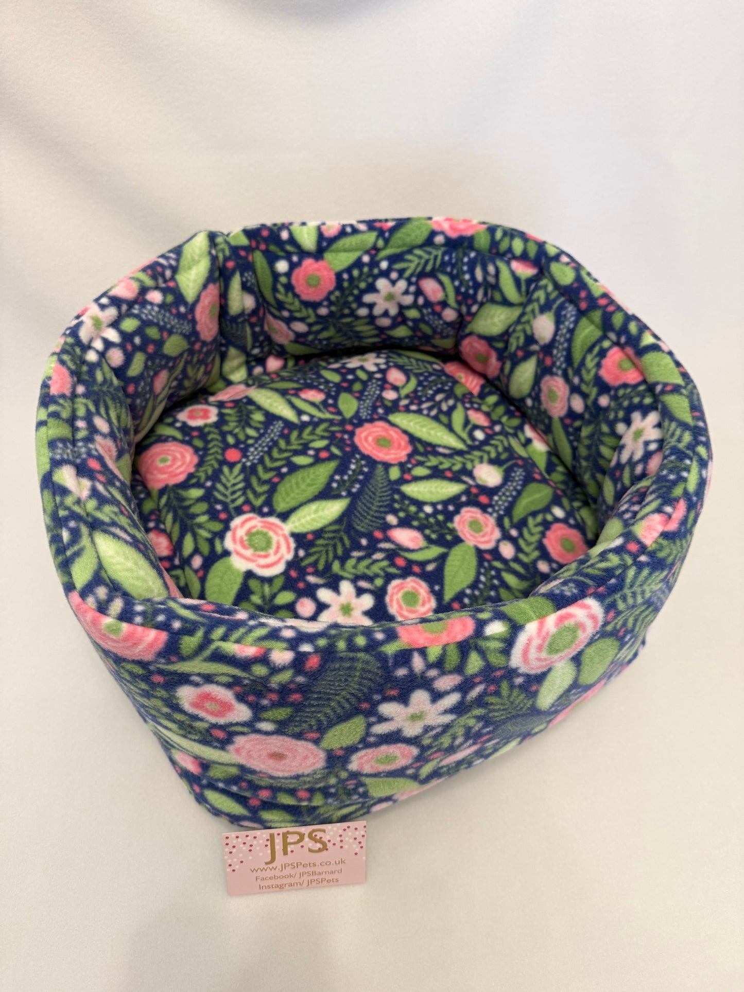Doughnut 16 inch - Night Garden