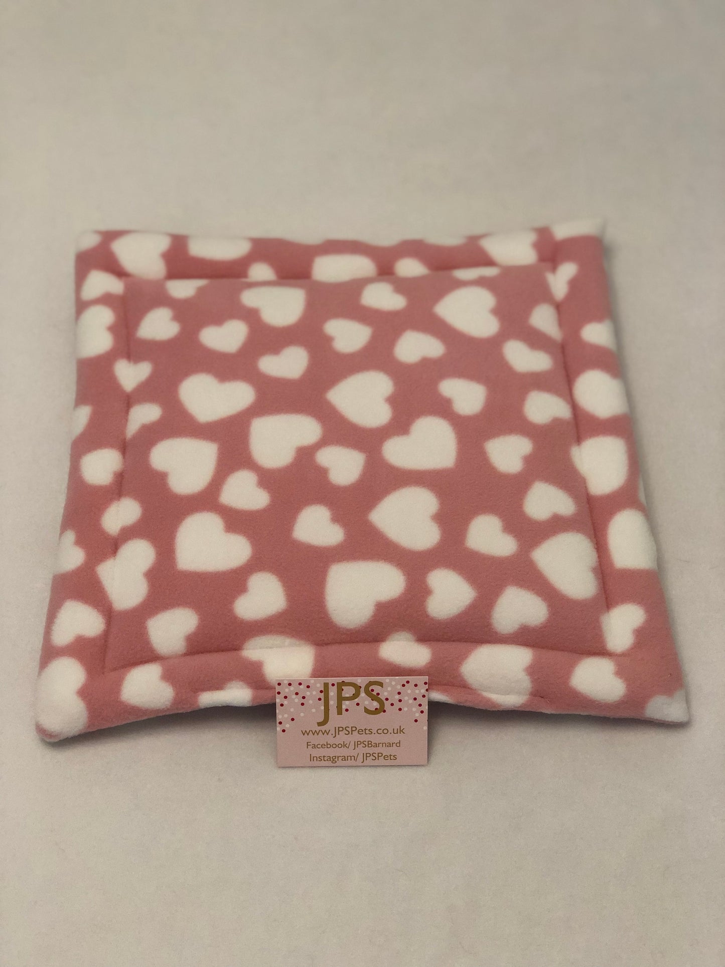 14 x 14 Inch Pad - Pink Hearts