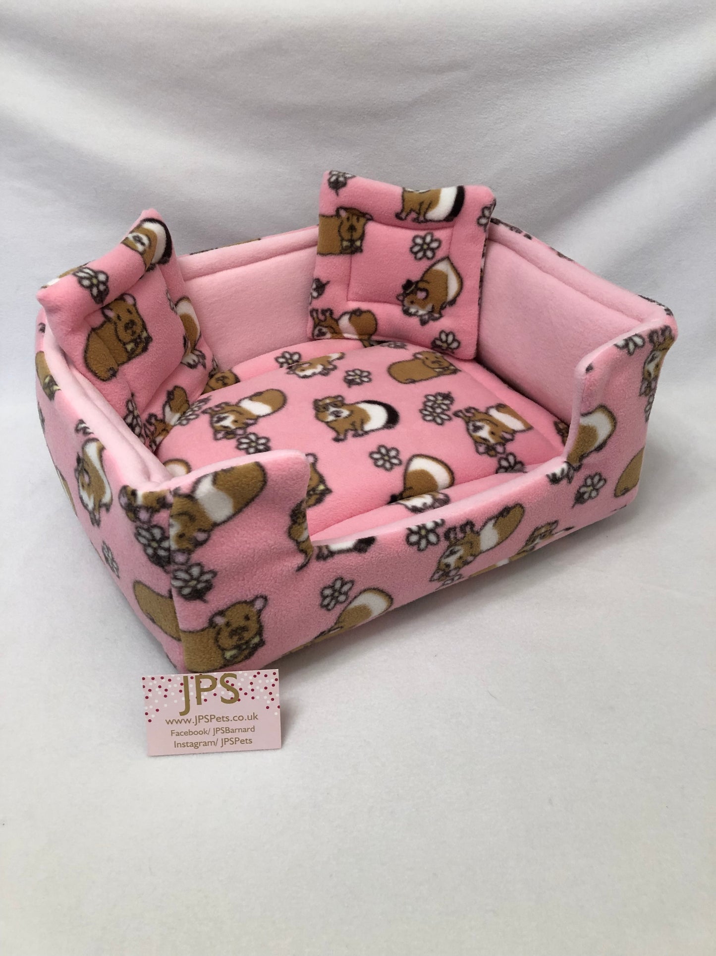 Sofa 16 x 13 Inch - Pink Guinea pig & Baby pink