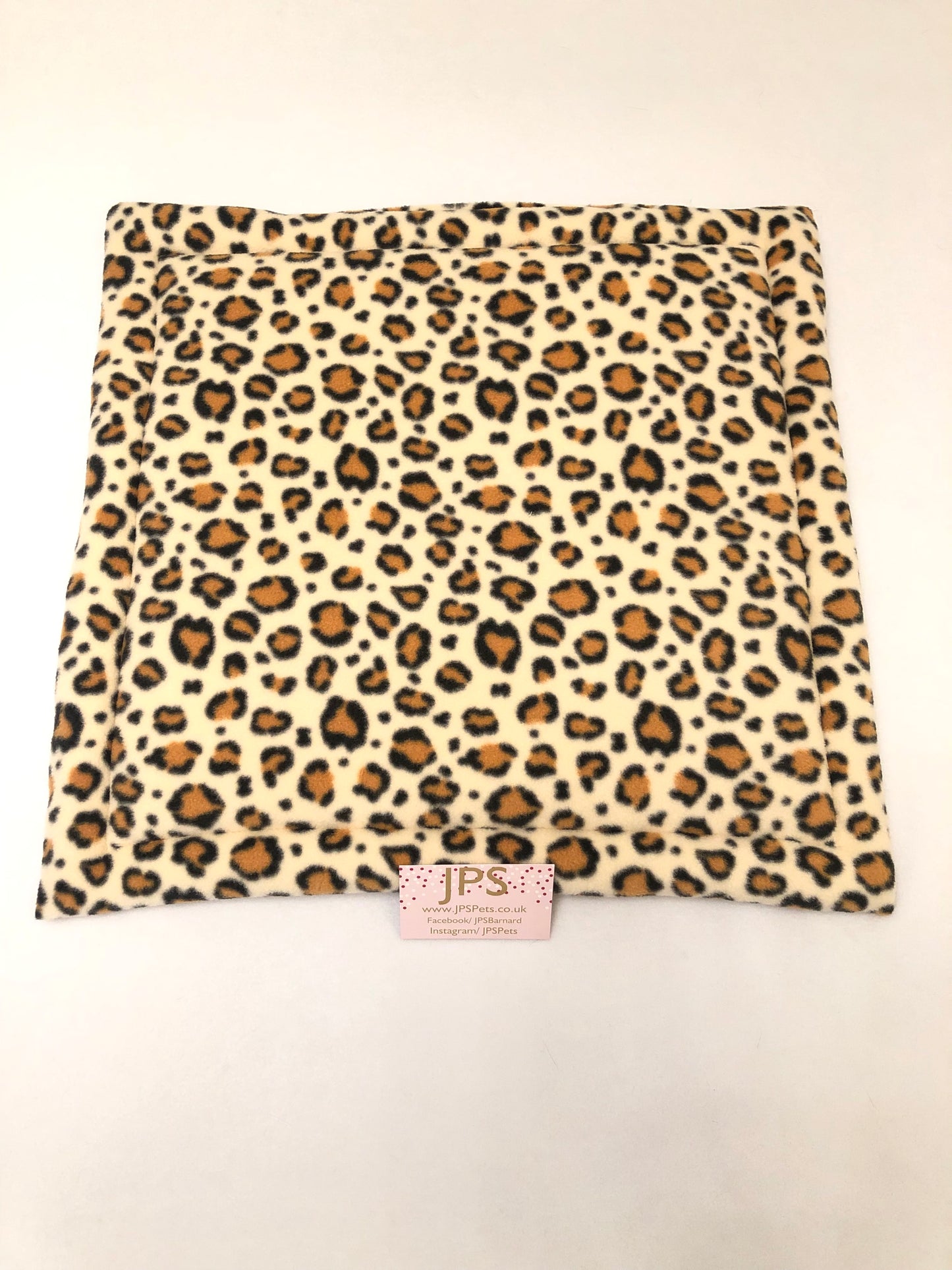 Lap Pad 14 x 14 inch - Beige Cheetah