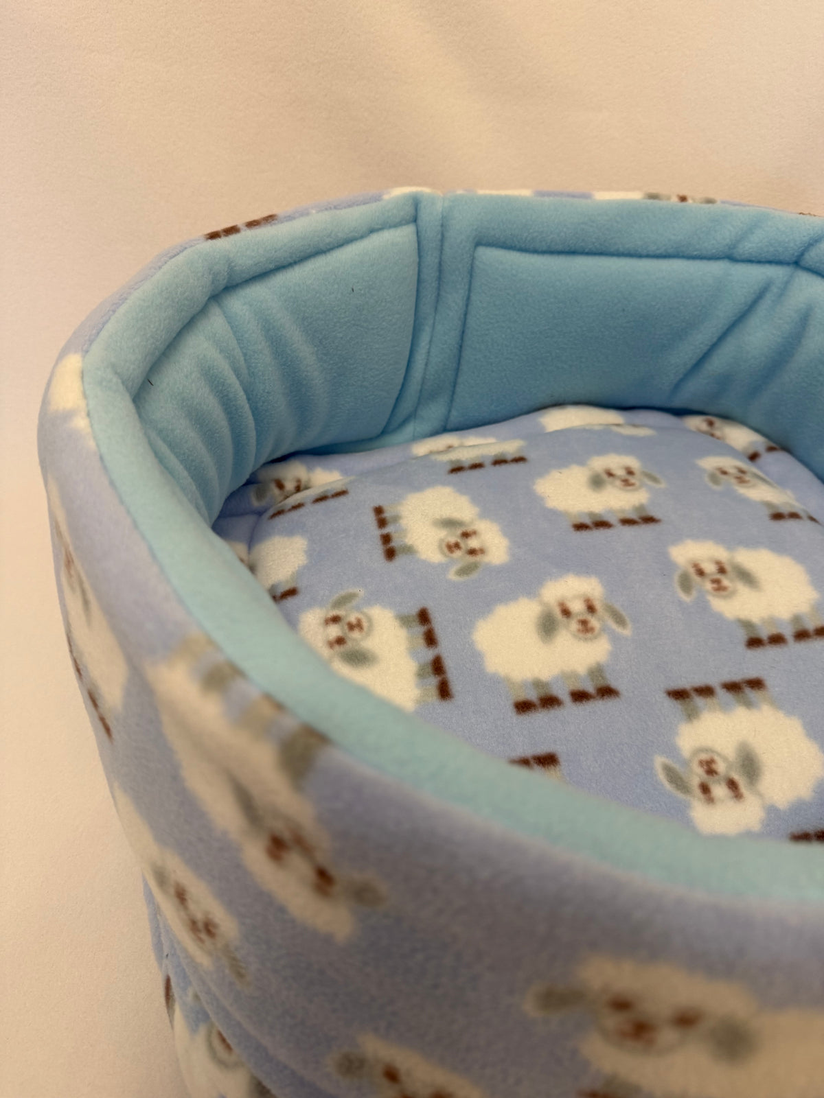Doughnut 16 inch - Blue Sheep & Baby Blue