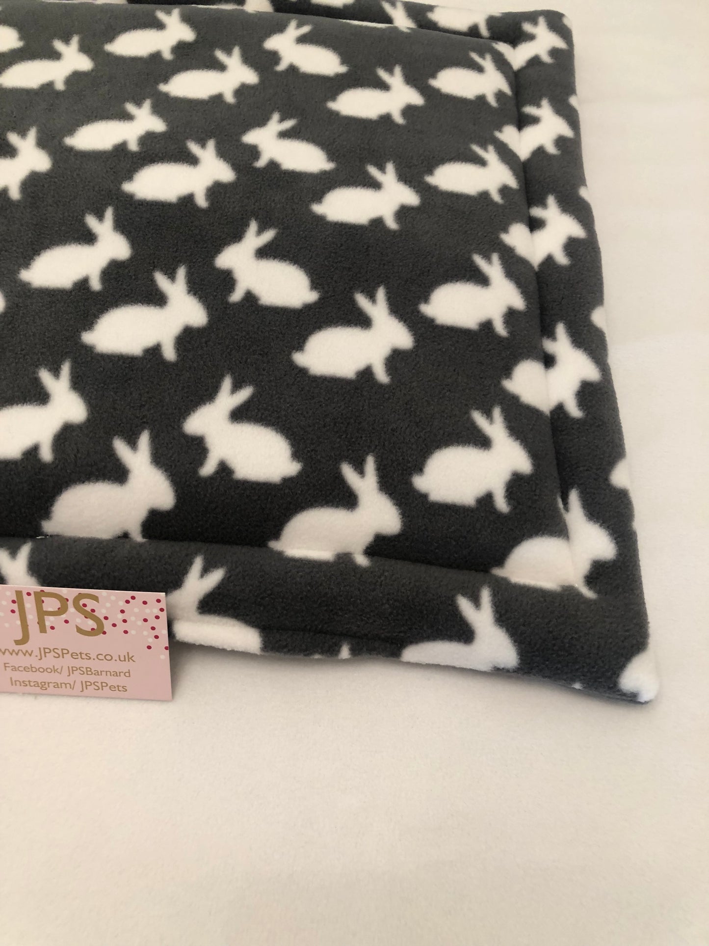 18x18 Inch Pad - grey bunny polar fleece