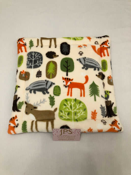 Ivory woodland cuddle fleece & plain mocha underside - 14 x 14 Inch Pad