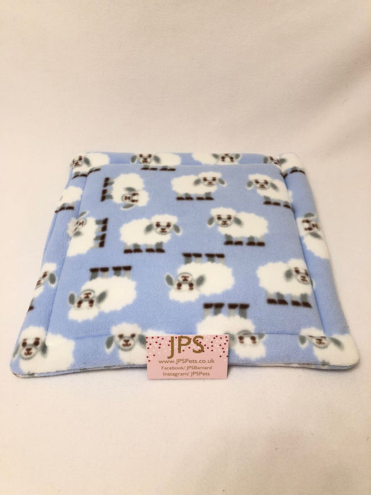 Blue Sheep 14 x 14 Inch Pad Polar Fleece