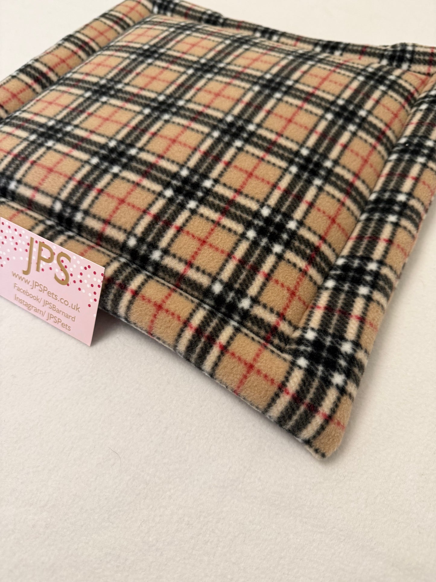 14” x 14” Inch Pad - classic tartan