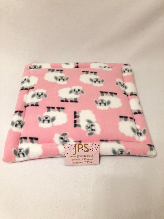 Pink Sheep 14 x 14 Inch Pad Polar Fleece