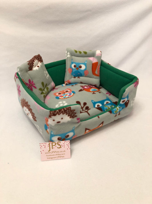 Sofa 13 x 11 inch - green woodland & emerald