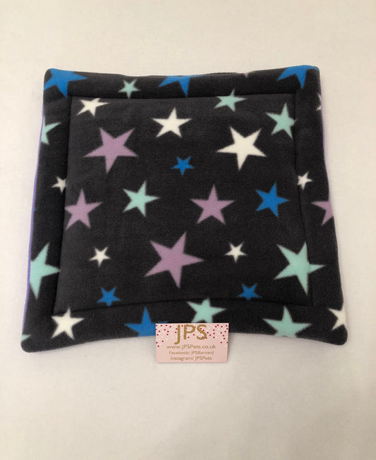 18 x 18 Inch Pad - Grey Multi Star