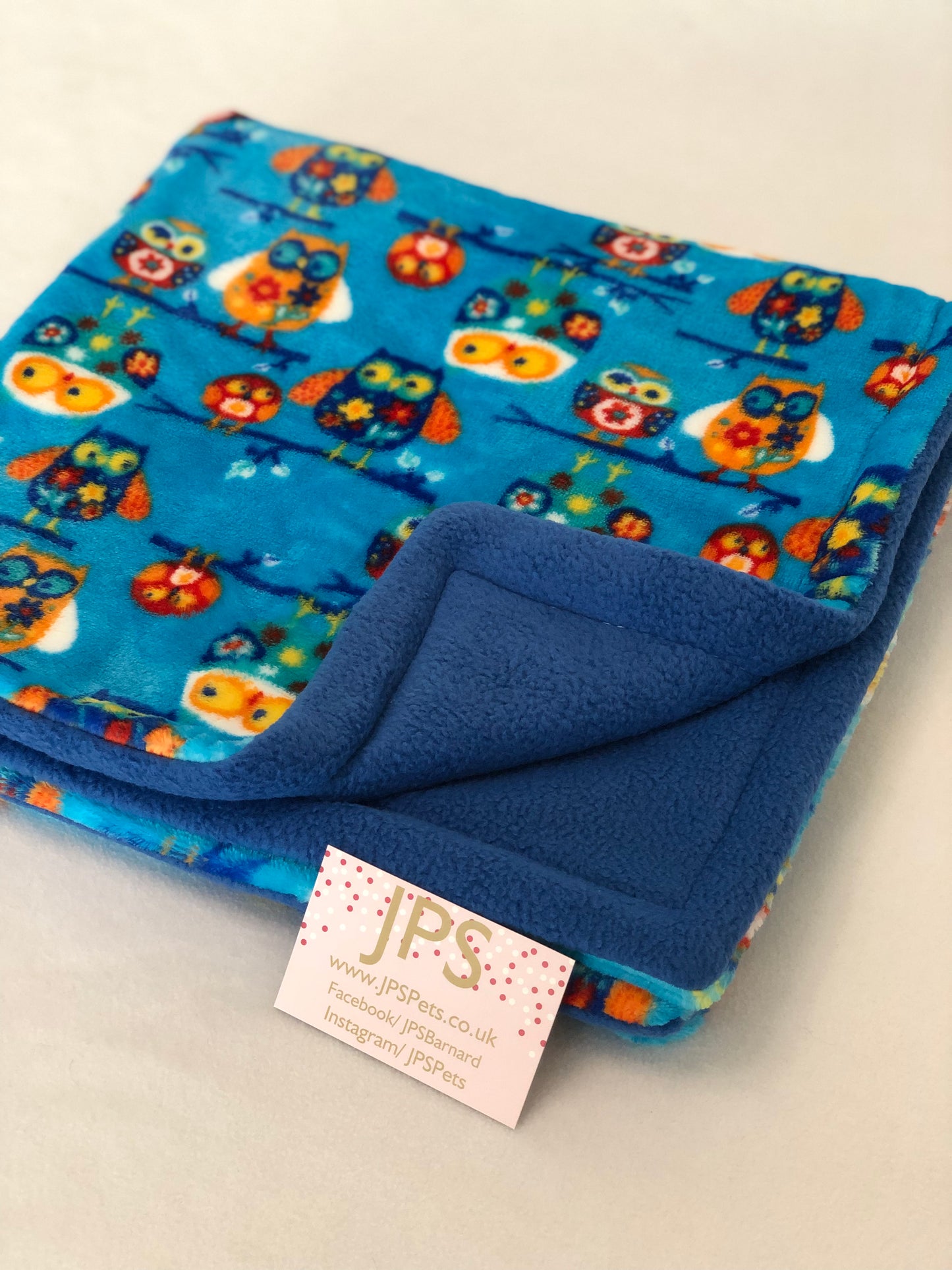 Blanket 28 x 28 inch - Blue Owl cuddle fleece & Royal Blue