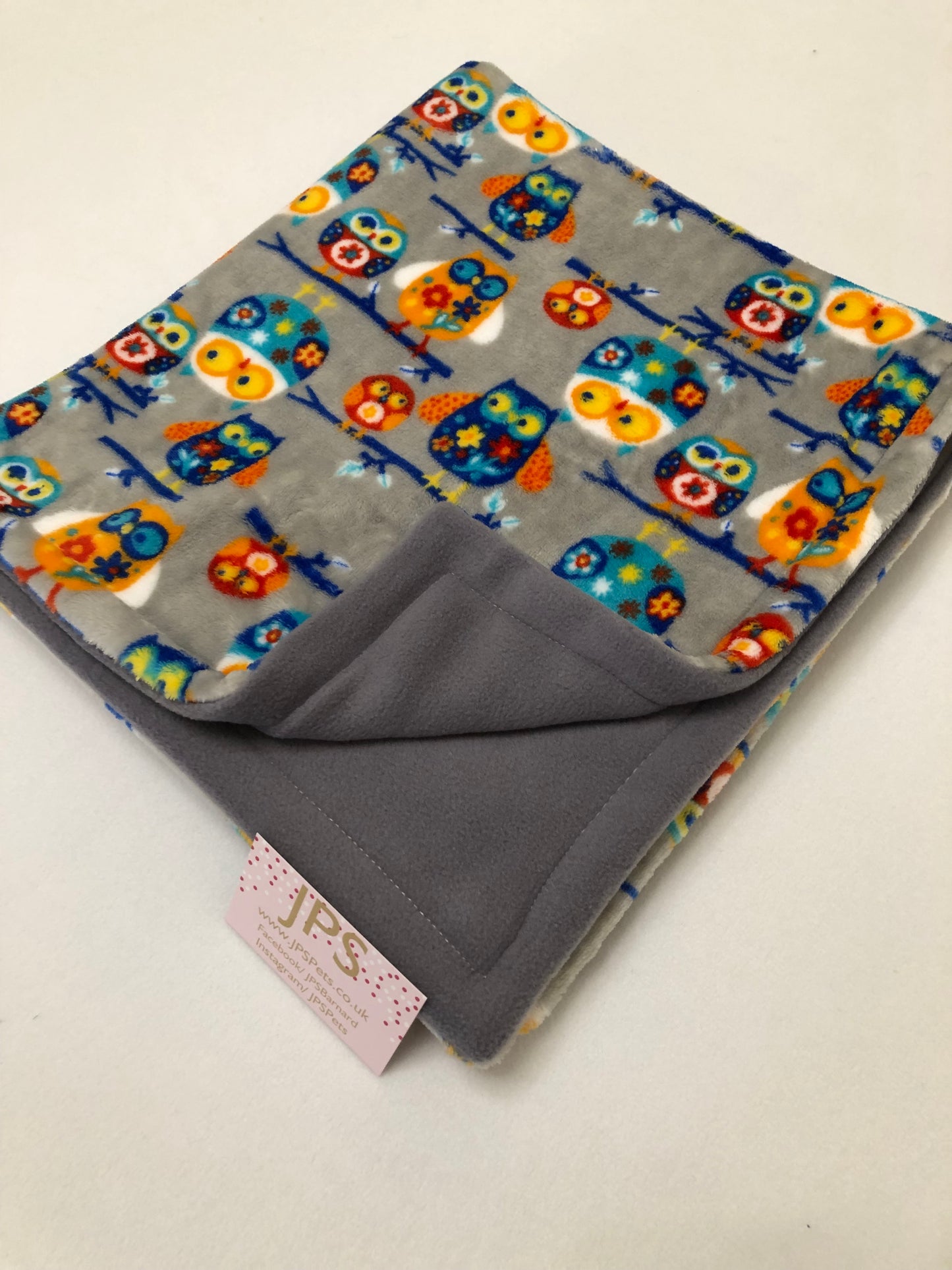 Blanket 28 x 28 inch - Grey owl cuddle fleece & grey