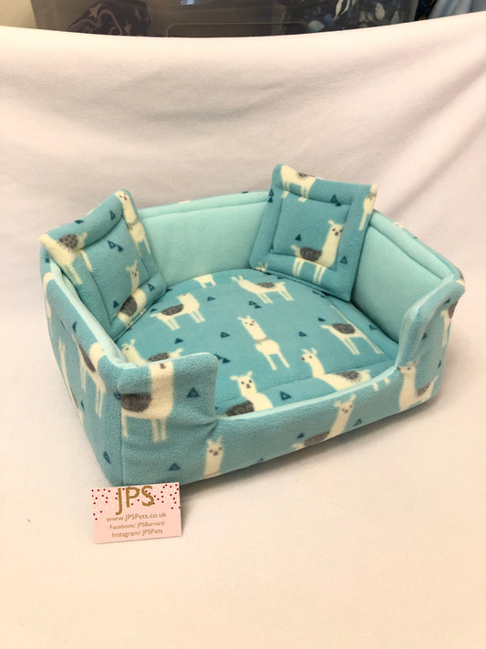 Sofa 16 x 13 inch - Mint Llama & Mint