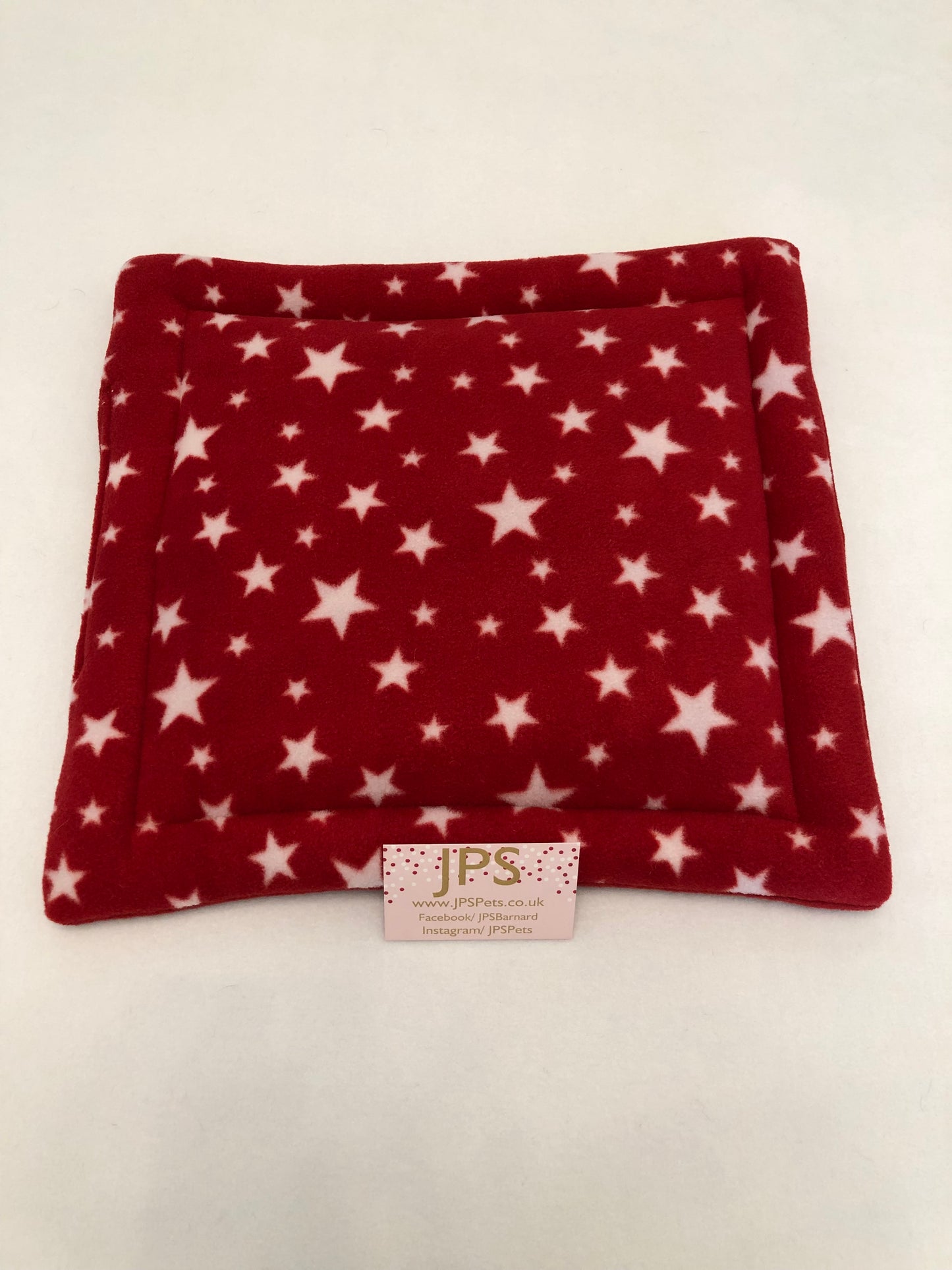 Red twinkle & red - lap pad 14" x 14"