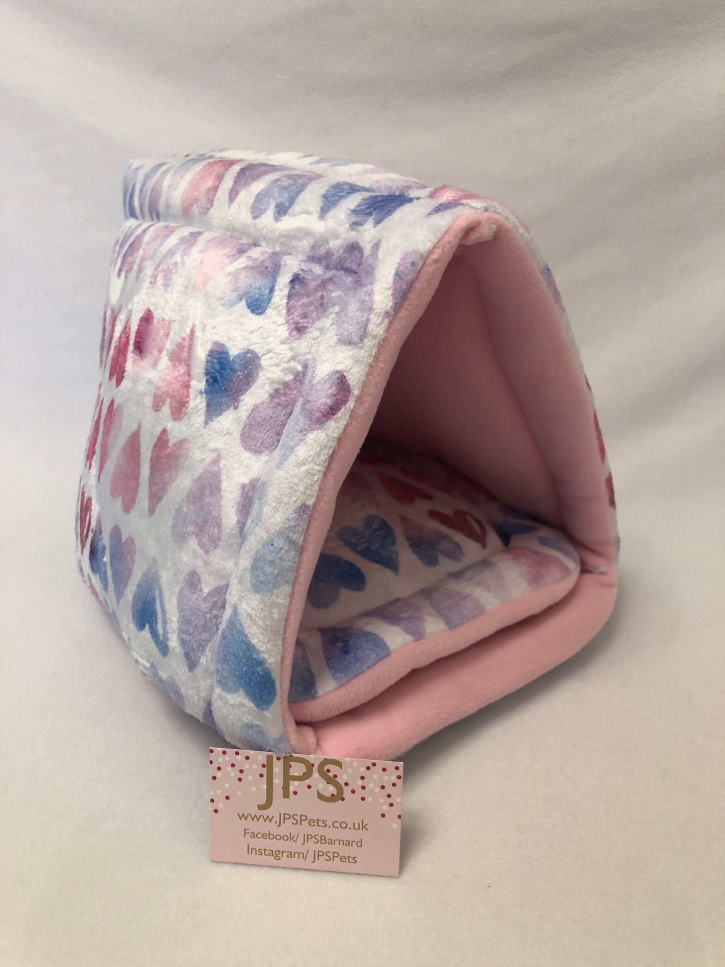 Igloo teepee - Tinted hearts cuddle fleece & baby pink