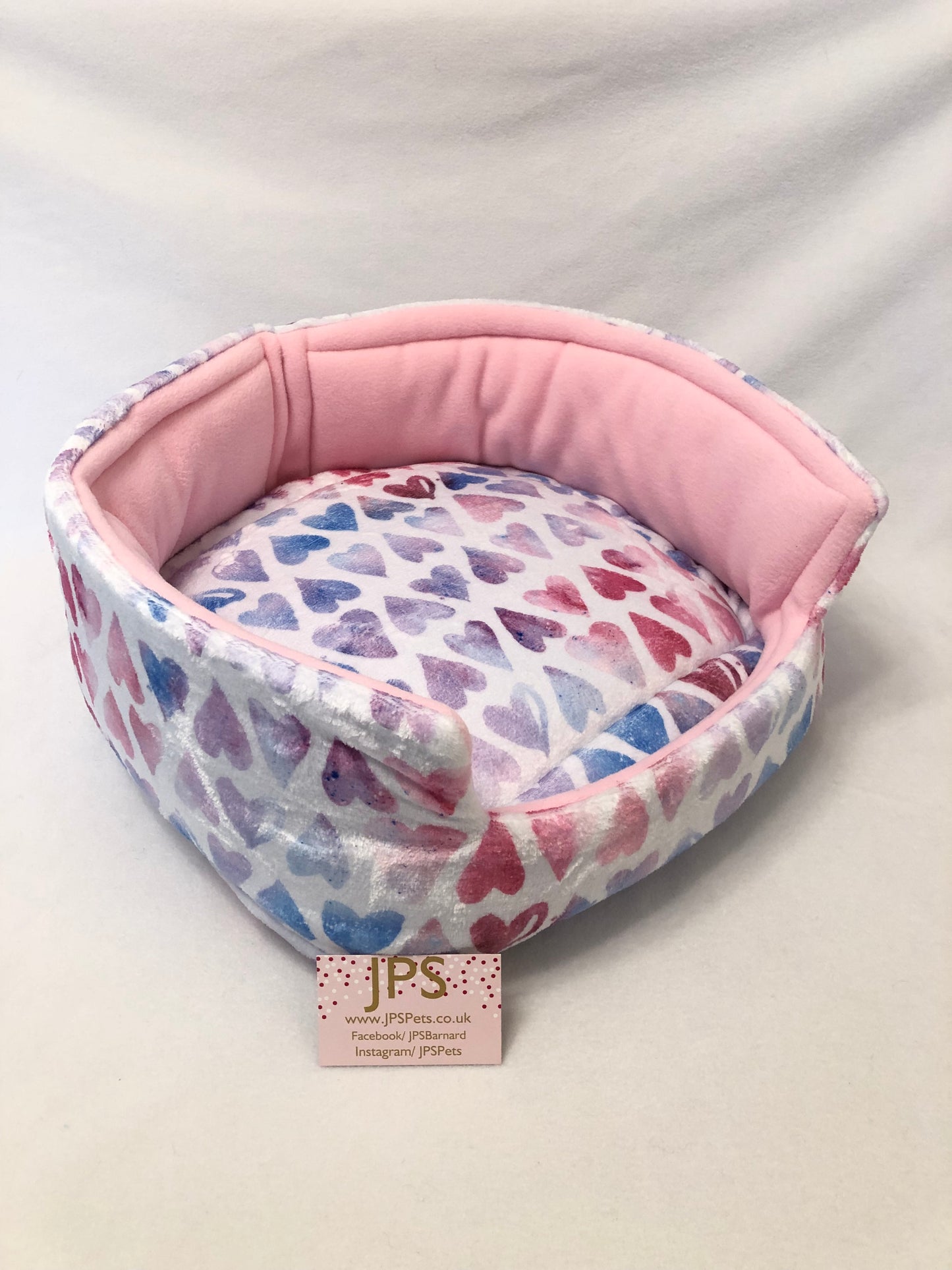 Cuddle Cup 16 Inch - Tinted hearts cuddle fleece & Baby Pink