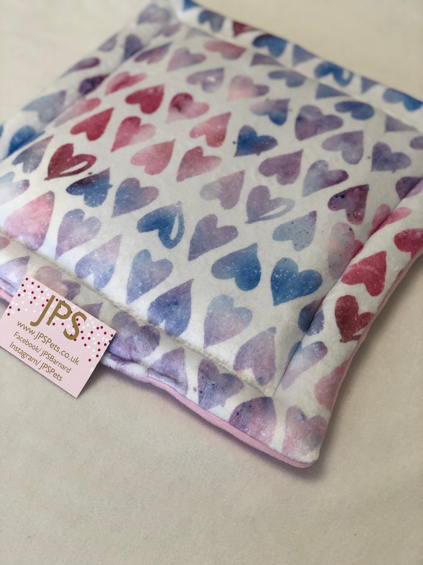 14 x 14 Inch Pad - Tinted Heart Cuddle Fleece & Choose your own plain colour underside