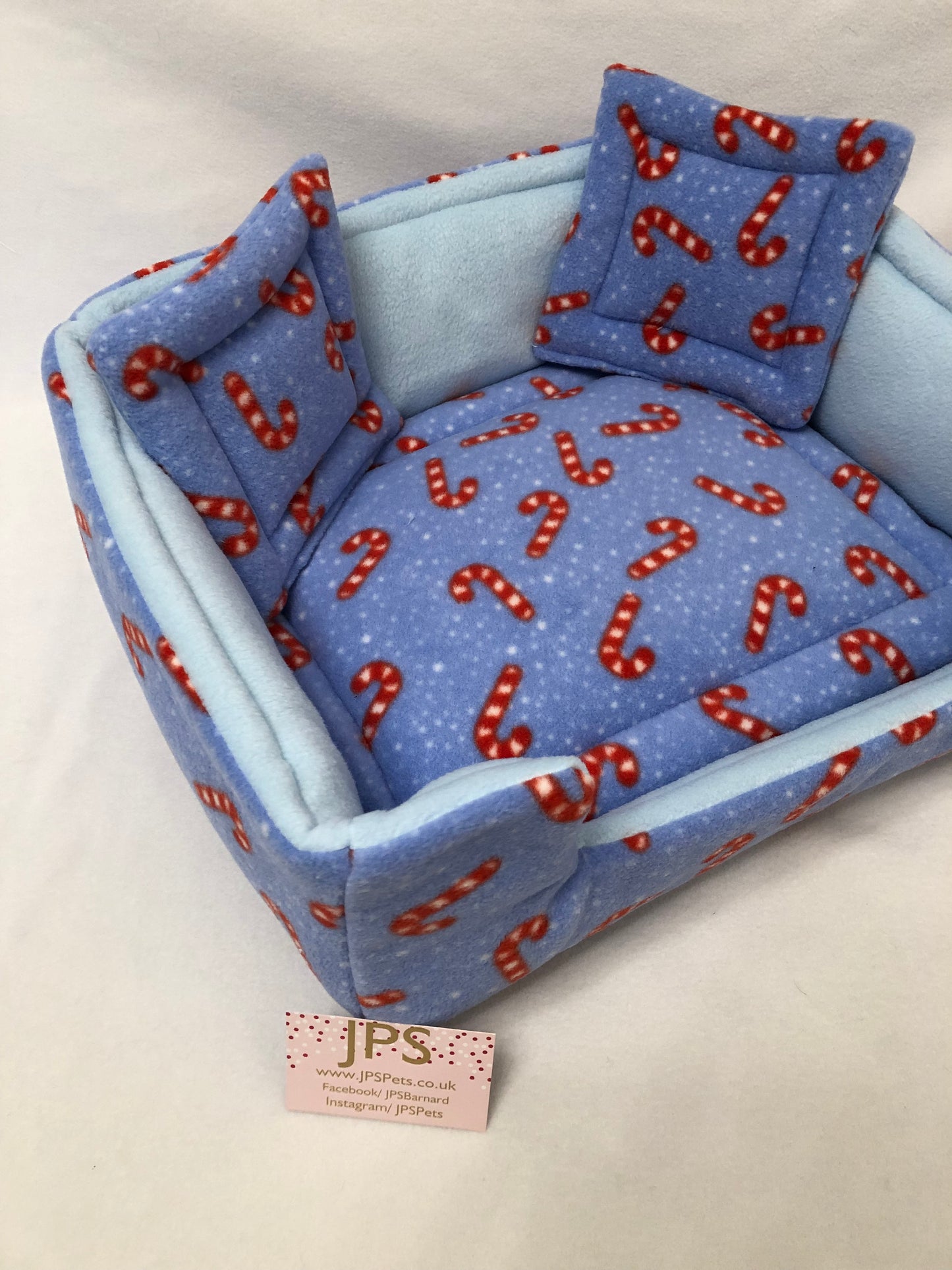 Sofa 16 x 13 inch - Candy Cane & Baby Blue