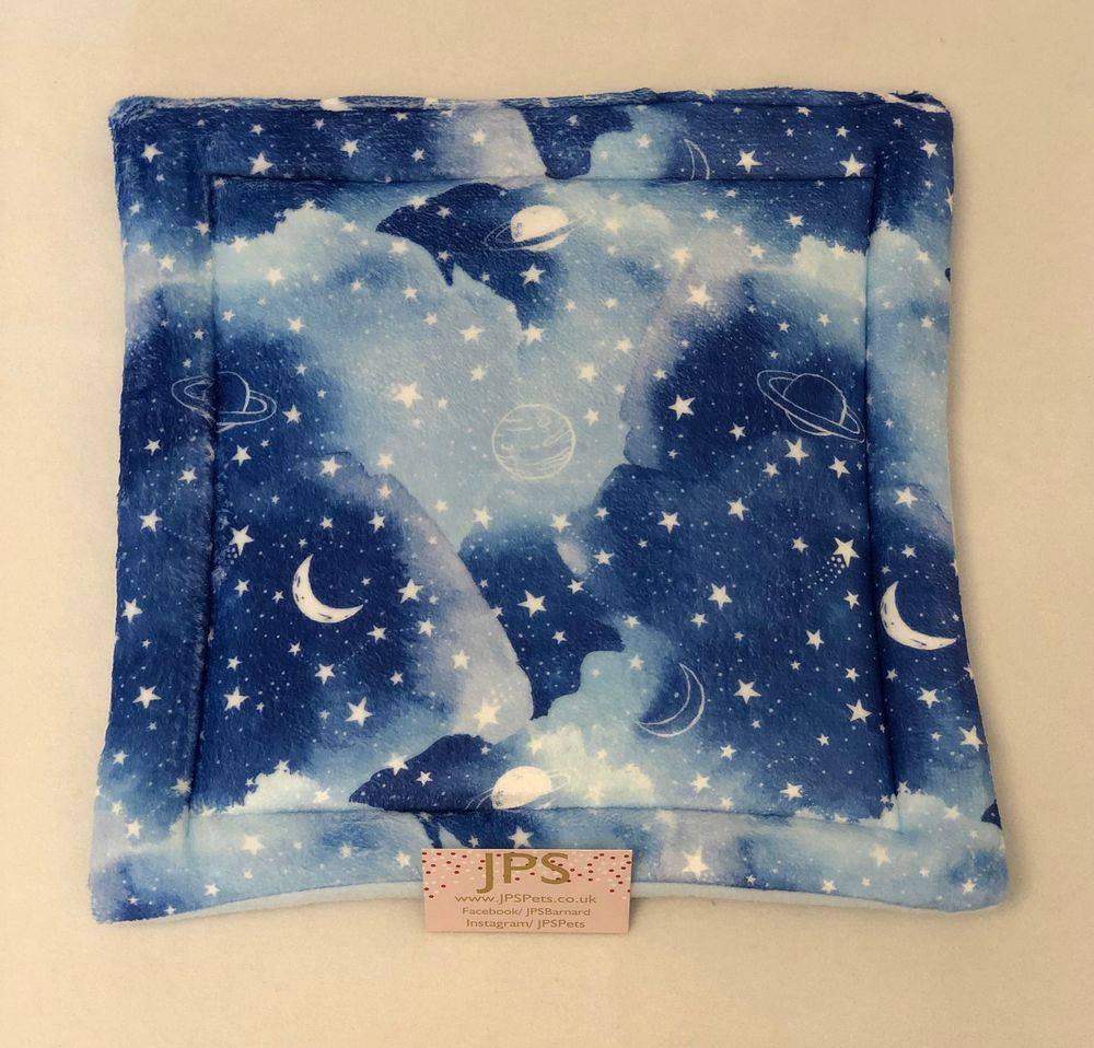 Blue space cuddle fleece lap pad