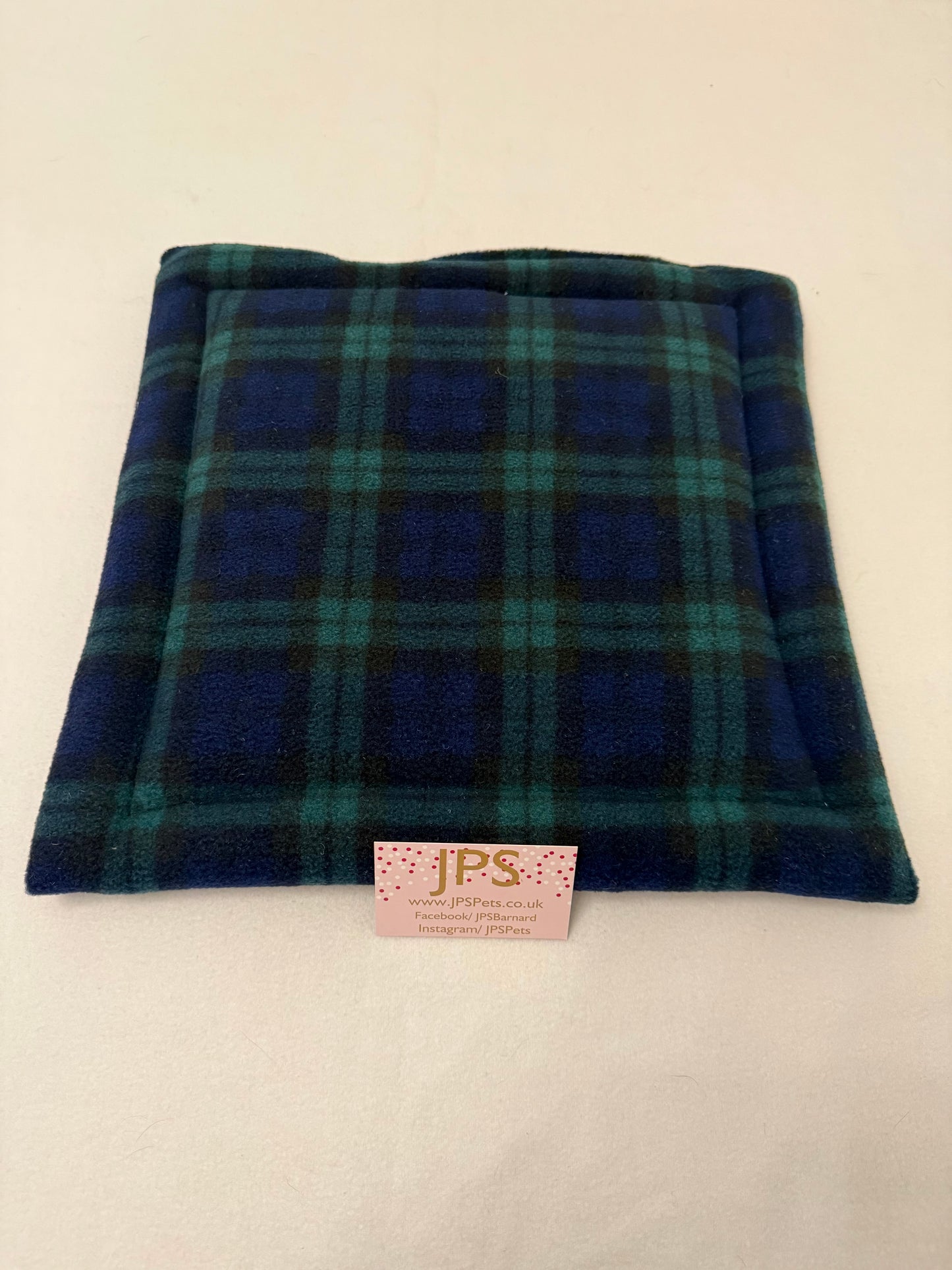 14” x 14” Inch Pad - dark green tartan