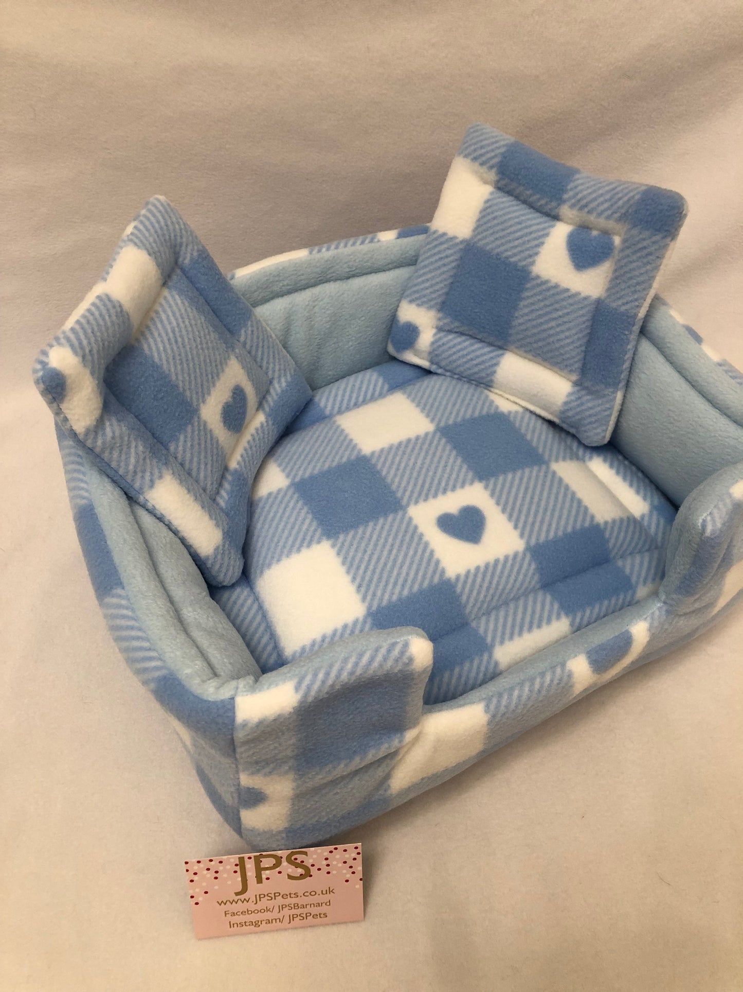 Sofa 13 x 11 Inch - Blue Chequered Hearts & Baby Blue