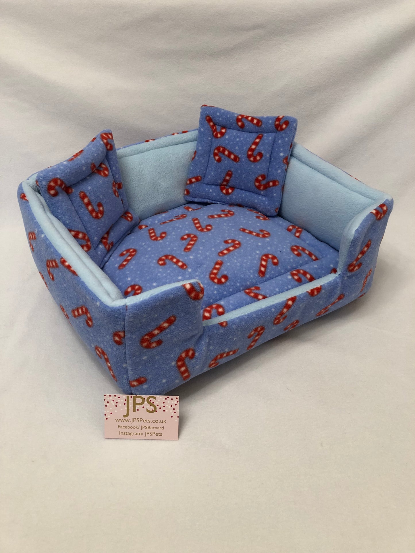 Sofa 16 x 13 inch - Candy Cane & Baby Blue