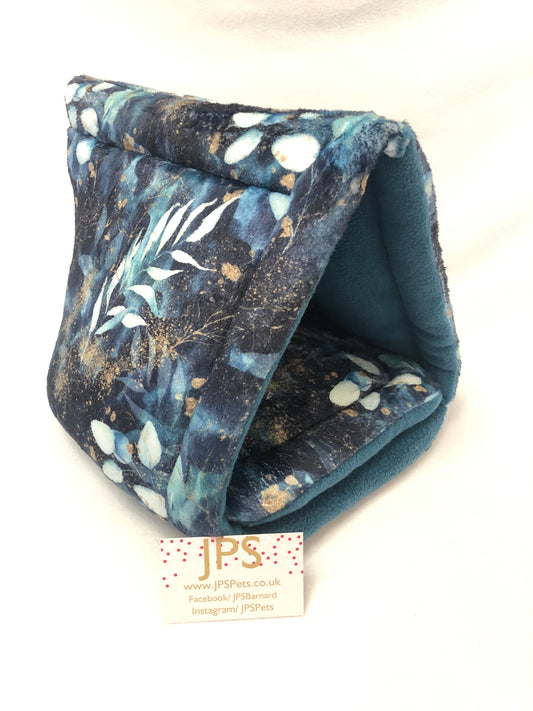 Igloo teepee - Gilded Gardens cuddle fleece & sea green