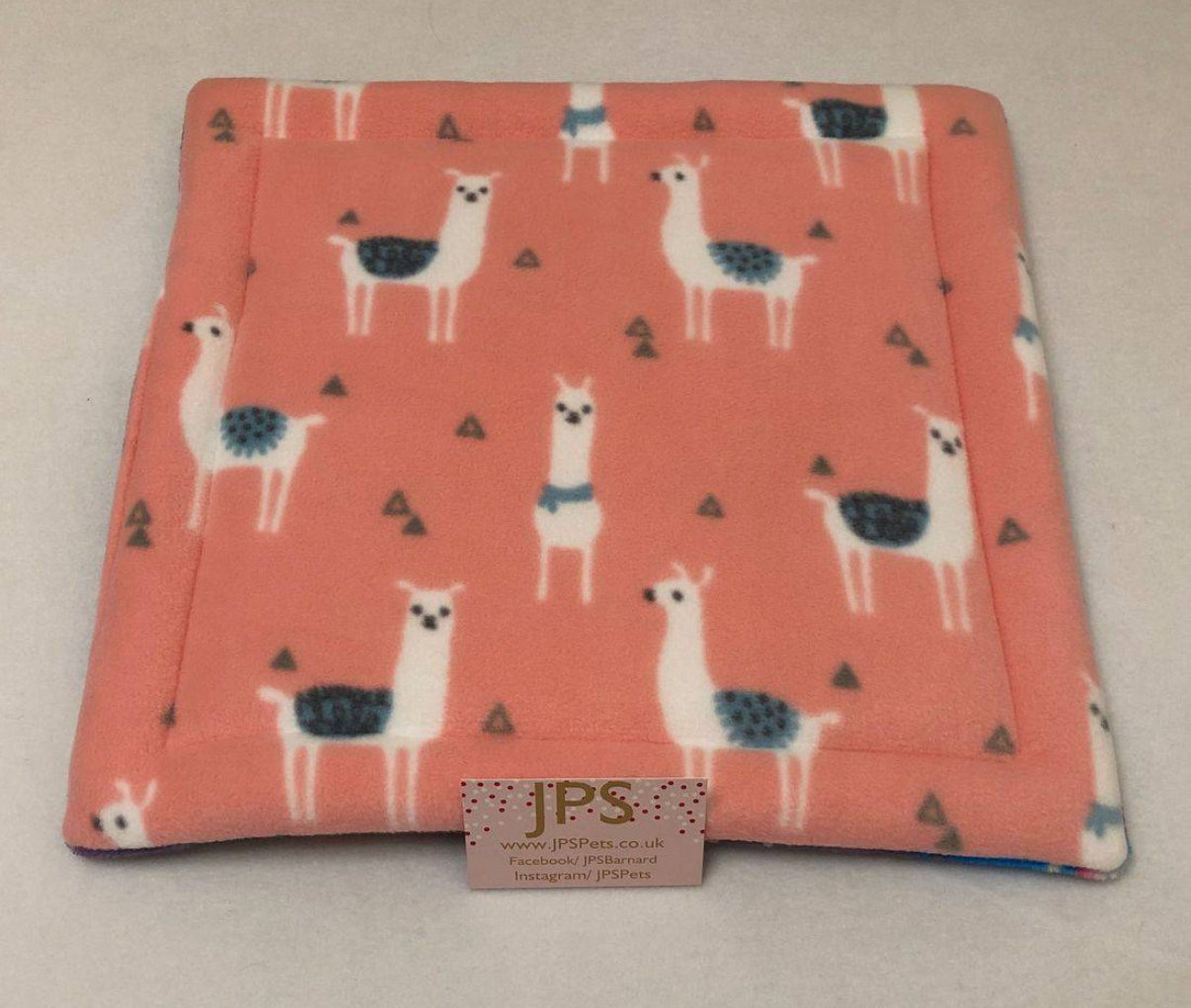 14 x 14 Inch Pad - Pink Llama