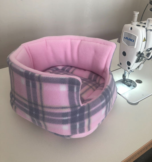 Cuddle Cup - pink tartan
