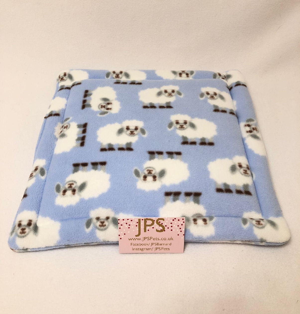 18 x 18 Inch Pad - Blue Sheep & baby blue