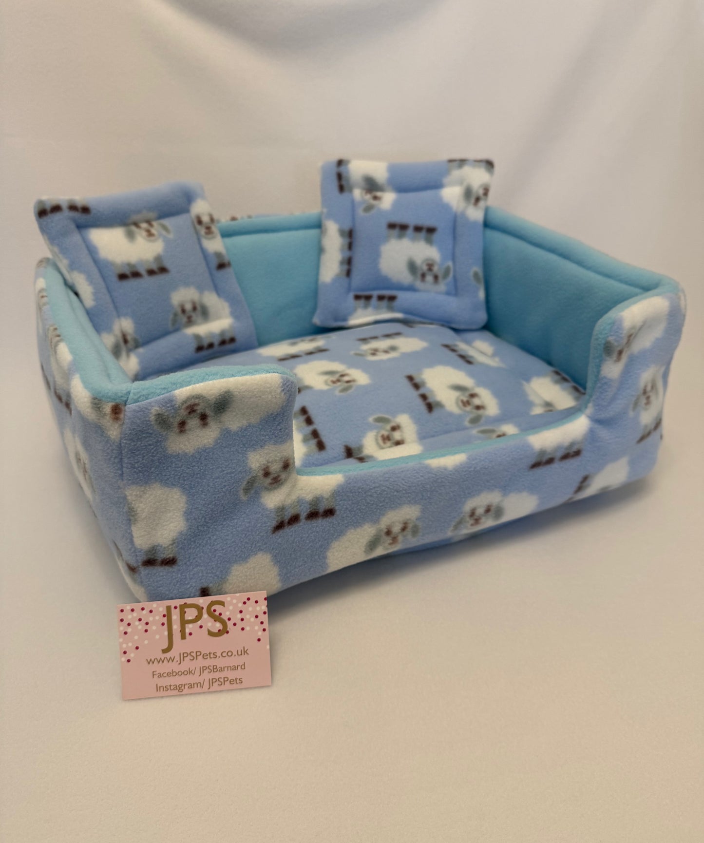 Sofa 16 x 13 inch - Blue Sheep & Baby Blue