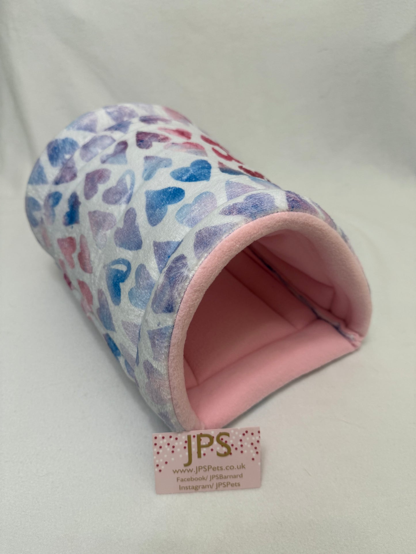 Tunnel - tinted hearts cuddle fleece & baby pink
