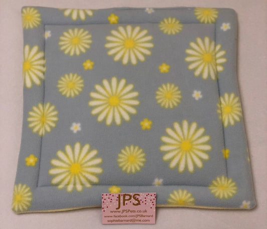 Daisy Lap Pad / Show Pad